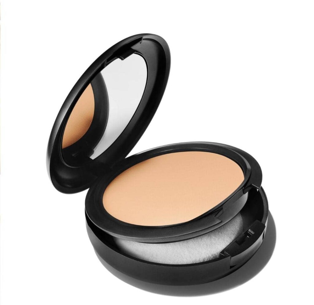 پنکک کرم پودری MAC Studio Fix Powder Plus Foundation